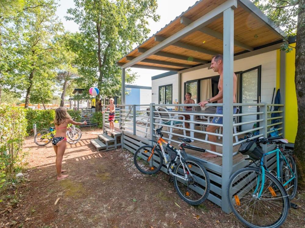 Mobile Homes Solaris Vacanceselect シベニク エクステリア 写真