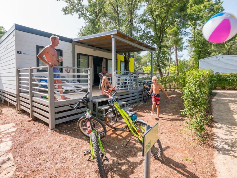 Mobile Homes Solaris Vacanceselect シベニク エクステリア 写真