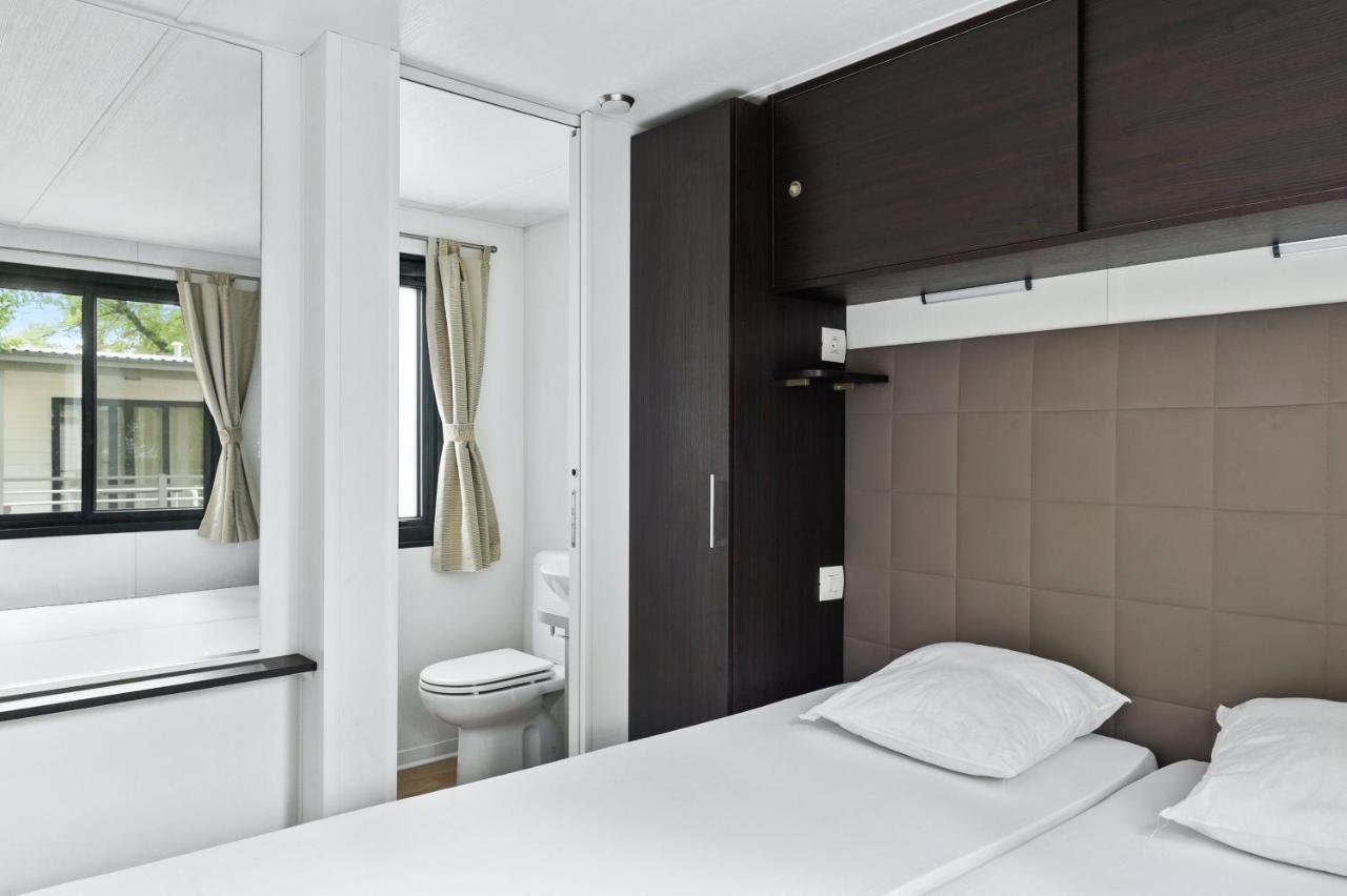 Mobile Homes Solaris Vacanceselect シベニク エクステリア 写真